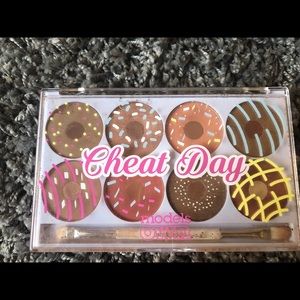 Model’s Own Cheat Day eyeshadow palette